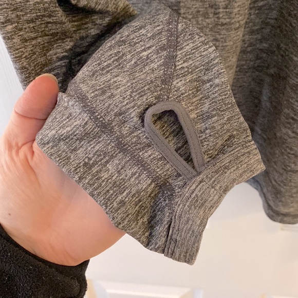 Nike Dri-Fit Long Sleeve Athletic Top - Picture 7 of 9